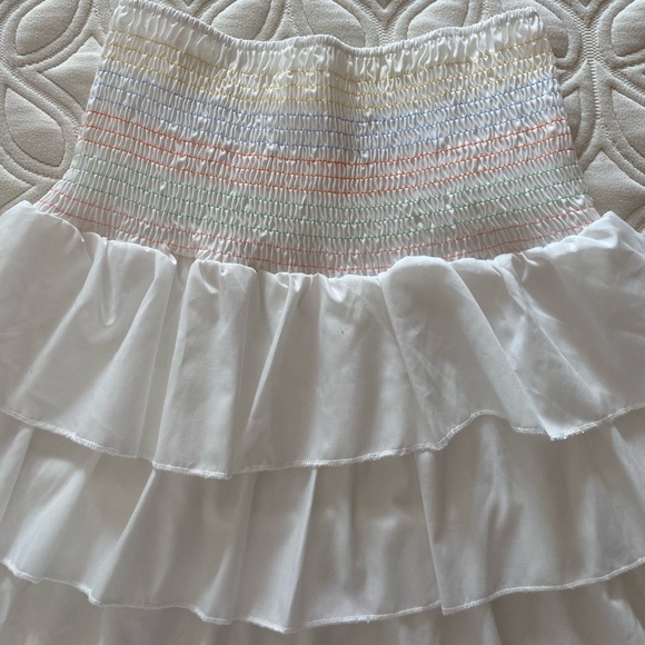 White ruffle skirt size small - Picture 2 of 3